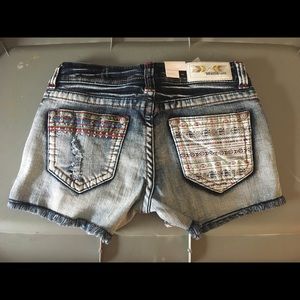 Brand new Distressed Shorts